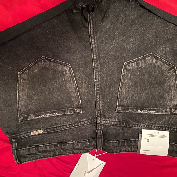 NWT xl kancan shorts. Factory distressed - Picture 2 of 2